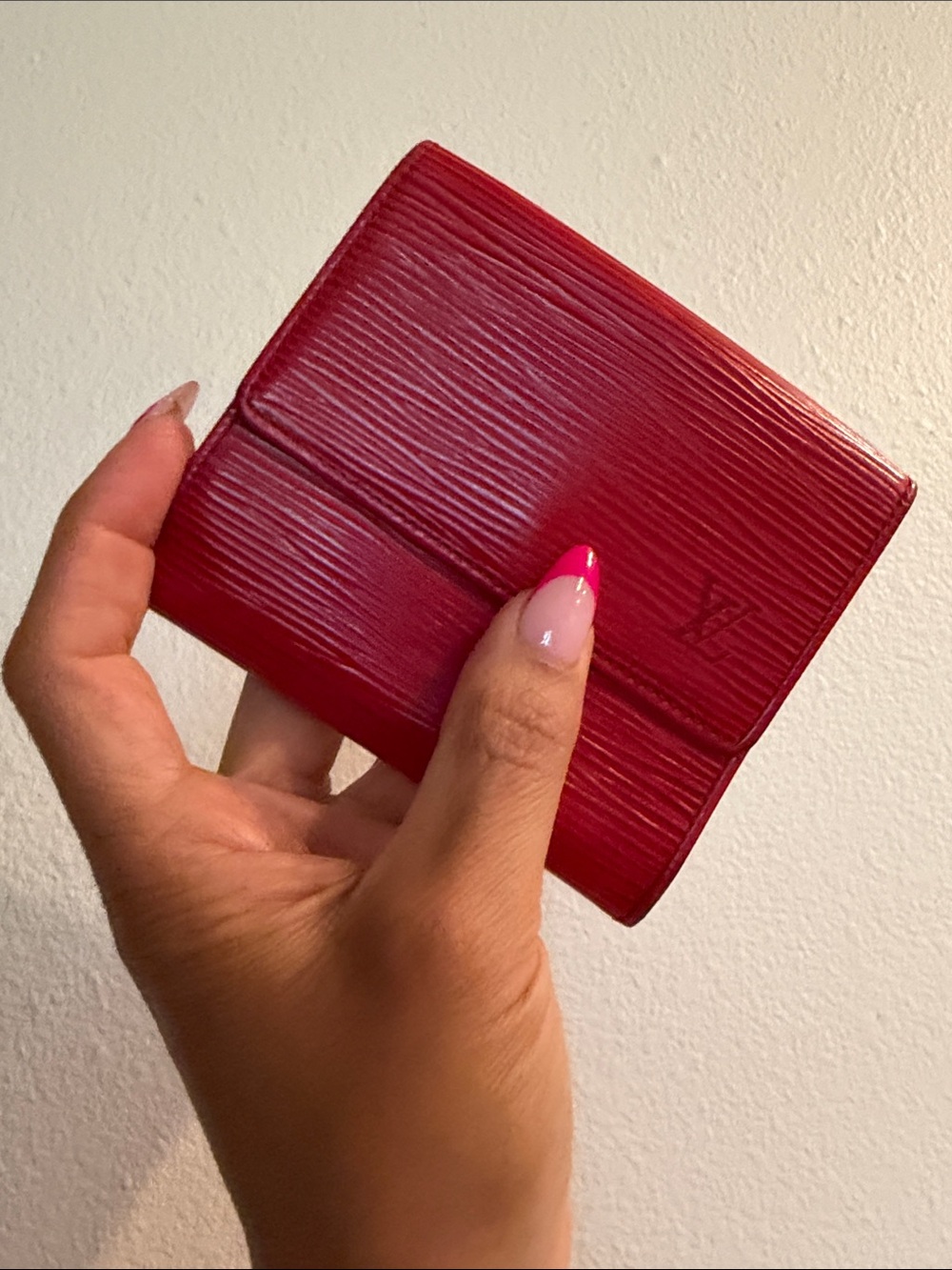 Louis Vuitton epi Textured Red Compact Wallet - Picture 13 of 13